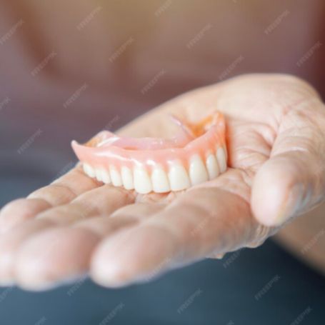 Denture